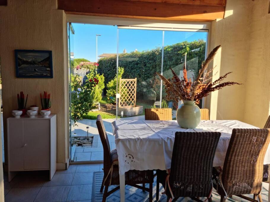 Villa Tea, Residenza Incantevole Con Giardino . Flumini di Quartu Esterno foto