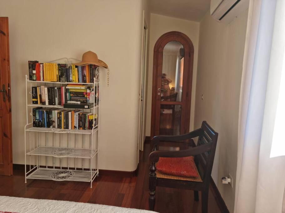 Villa Tea, Residenza Incantevole Con Giardino . Flumini di Quartu Esterno foto