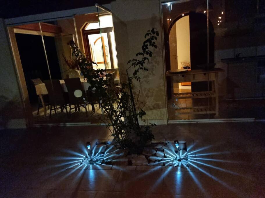 Villa Tea, Residenza Incantevole Con Giardino . Flumini di Quartu Esterno foto